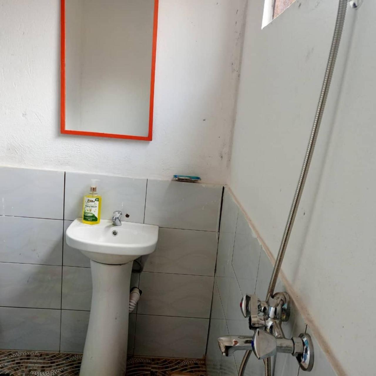 Ruhija Gorilla Guest House Kabale Eksteriør billede